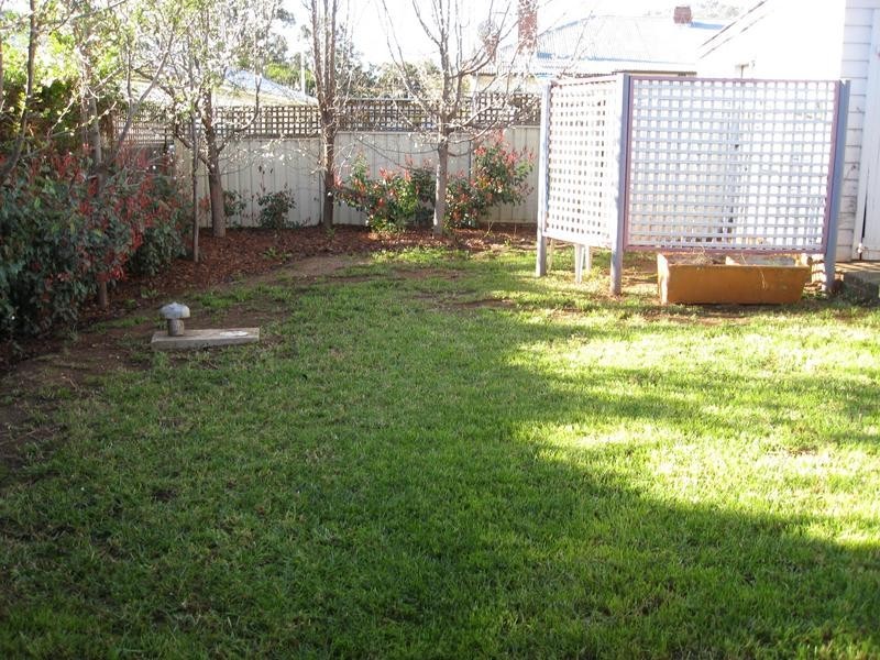 102 North Street, Tamworth NSW 2340