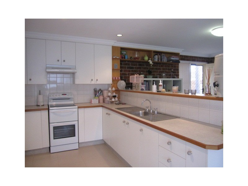 2/14 Illoura Street, Tamworth NSW 2340