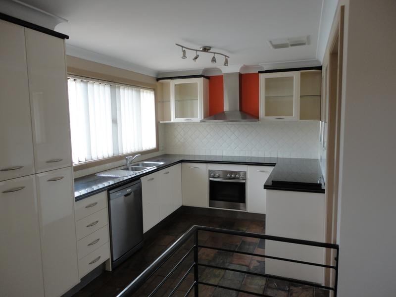 136 Crown Street, Tamworth NSW 2340