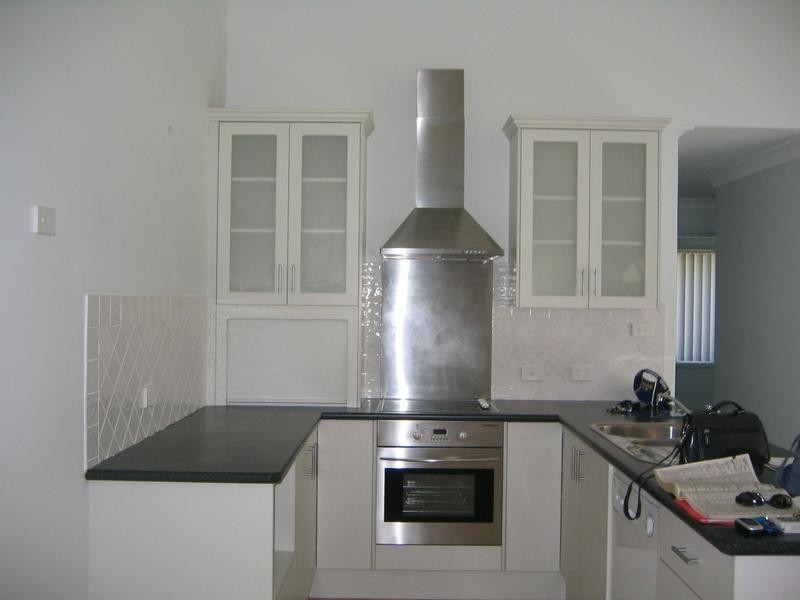 2/12 Dean Street, Tamworth NSW 2340