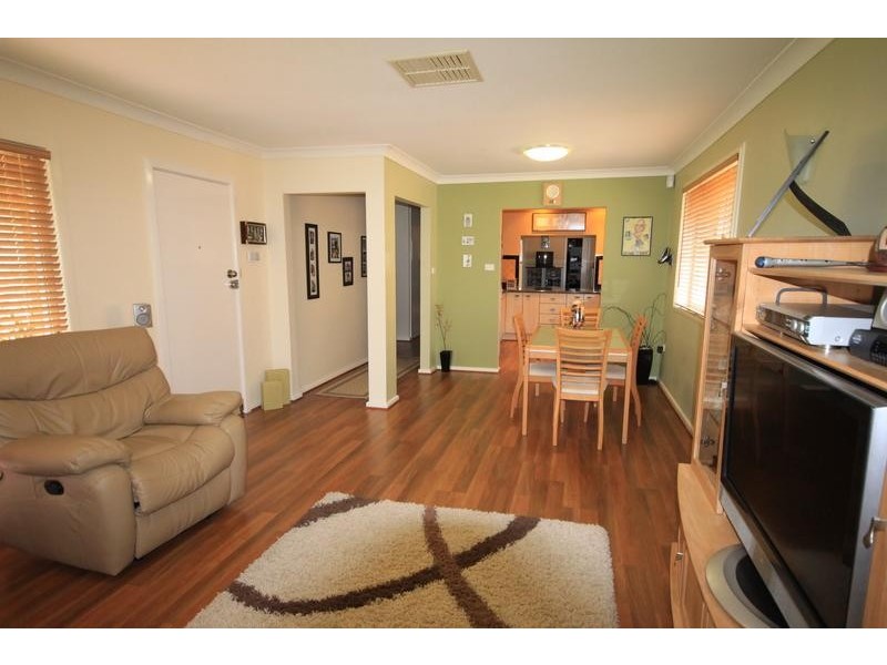 13 Murrawai Street, Tamworth NSW 2340