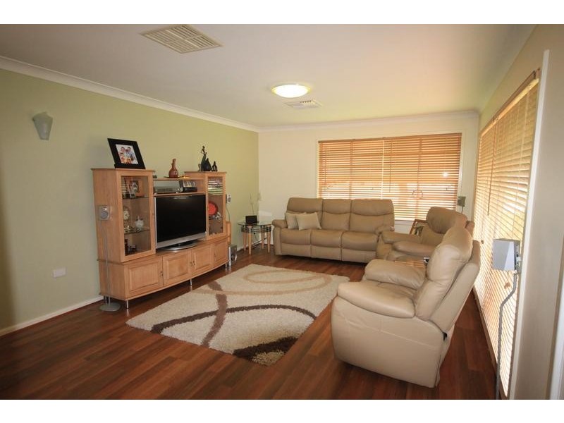 13 Murrawai Street, Tamworth NSW 2340