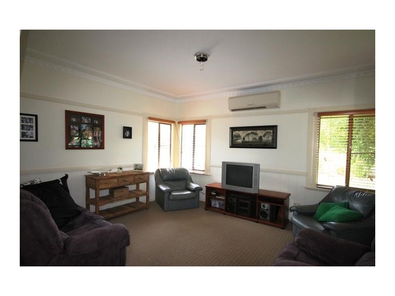 103 Rawson Avenue, Tamworth NSW 2340