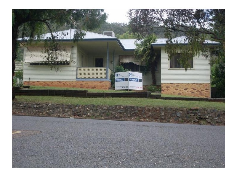 55 Hall Street, Tamworth NSW 2340