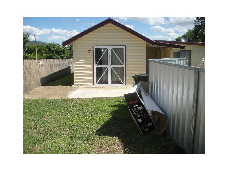 8B Pine Street, Kootingal NSW 2352