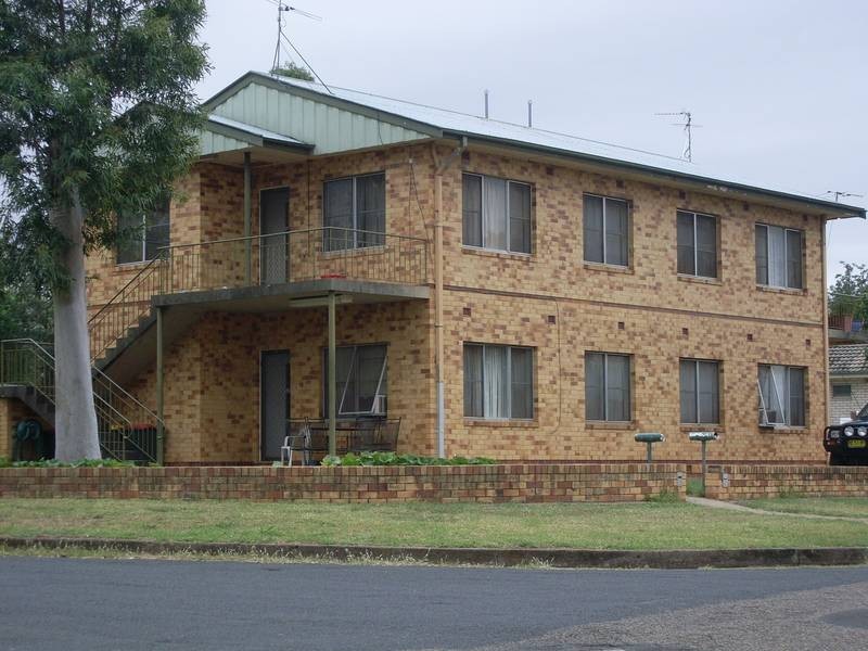 2/1 Dumaresq Street, Tamworth NSW 2340