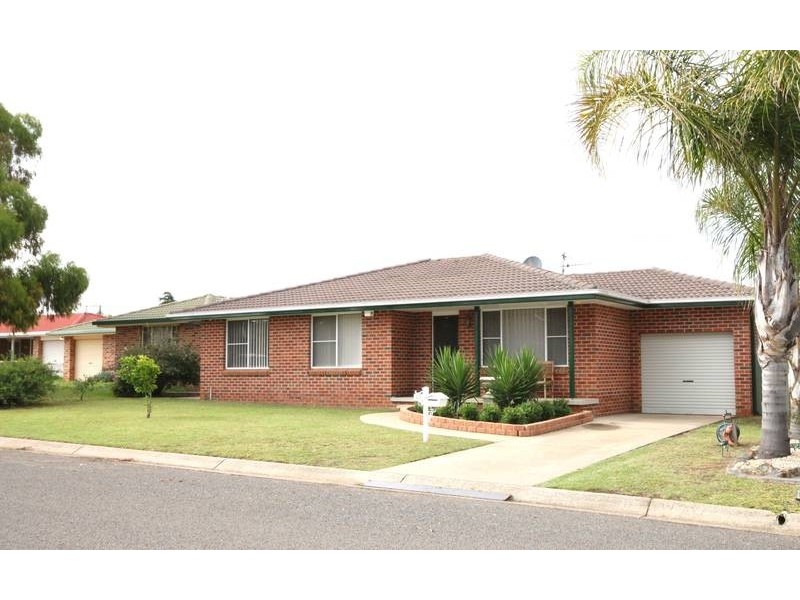 13 Janelle Street, Tamworth NSW 2340