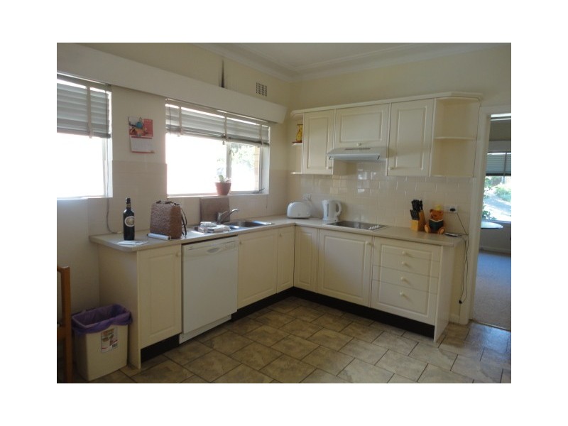 2 Ruthning Avenue, East Tamworth NSW 2340