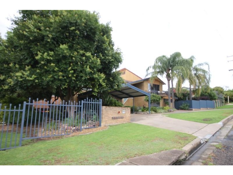 30 McRae, Tamworth NSW 2340