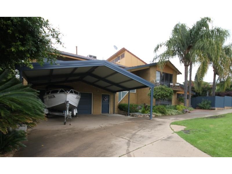30 McRae, Tamworth NSW 2340