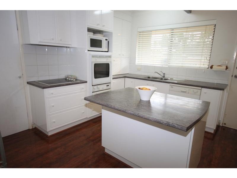 30 McRae, Tamworth NSW 2340