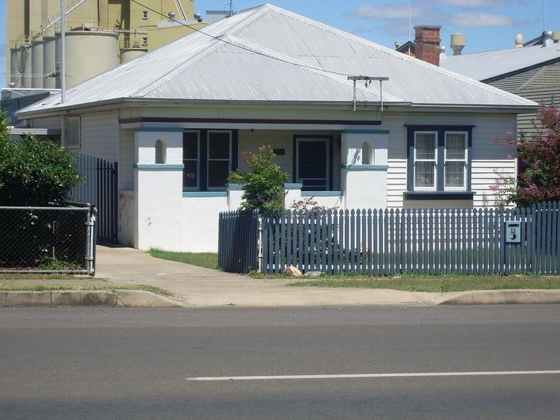 59 Denison Street, West Tamworth NSW 2340