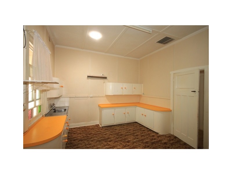 125 Denne Street, Tamworth NSW 2340