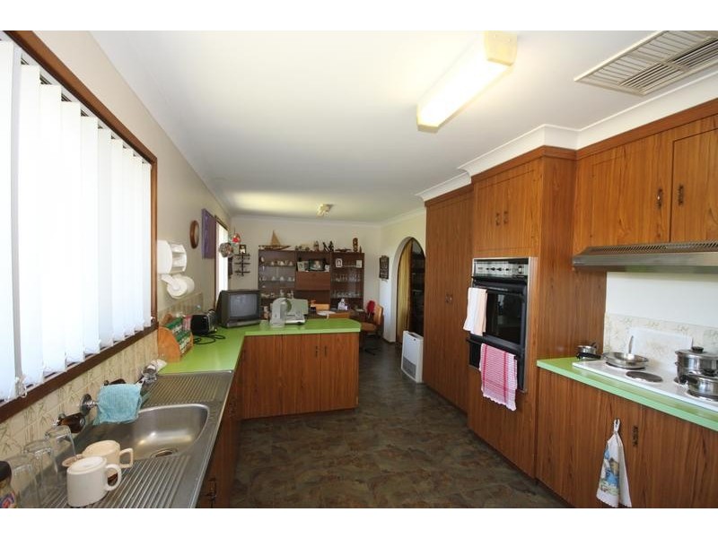 19 Monteray St, Tamworth NSW 2340