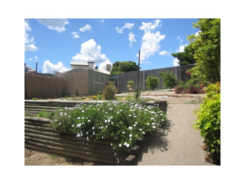 4 Dowell Avenue, Tamworth NSW 2340