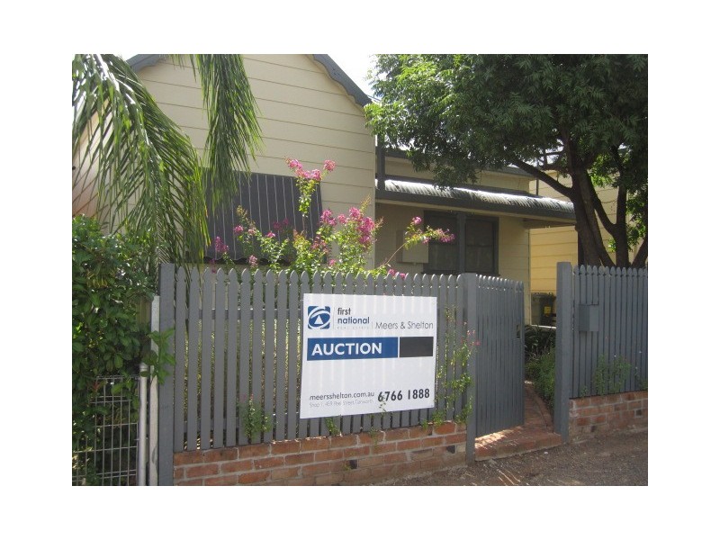 38 Griffin Ave, Tamworth NSW 2340