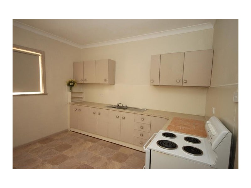 38 Griffin Ave, Tamworth NSW 2340