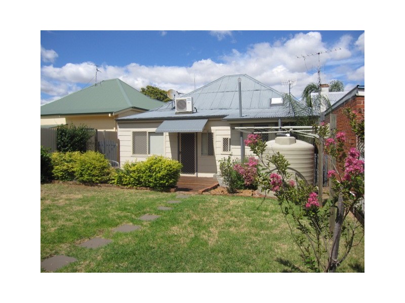 38 Griffin Ave, Tamworth NSW 2340