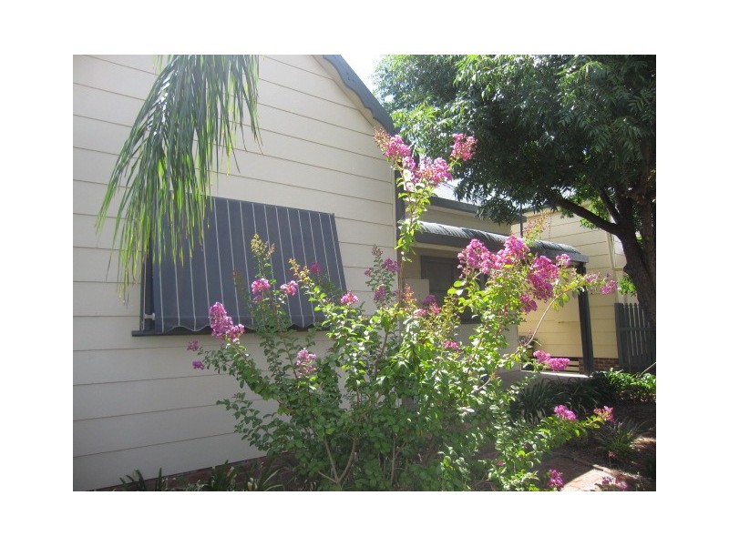 38 Griffin Ave, Tamworth NSW 2340