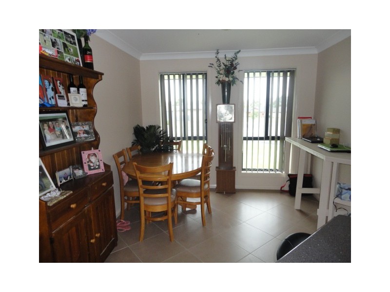 2/11 Cunningham Street, Westdale NSW 2340