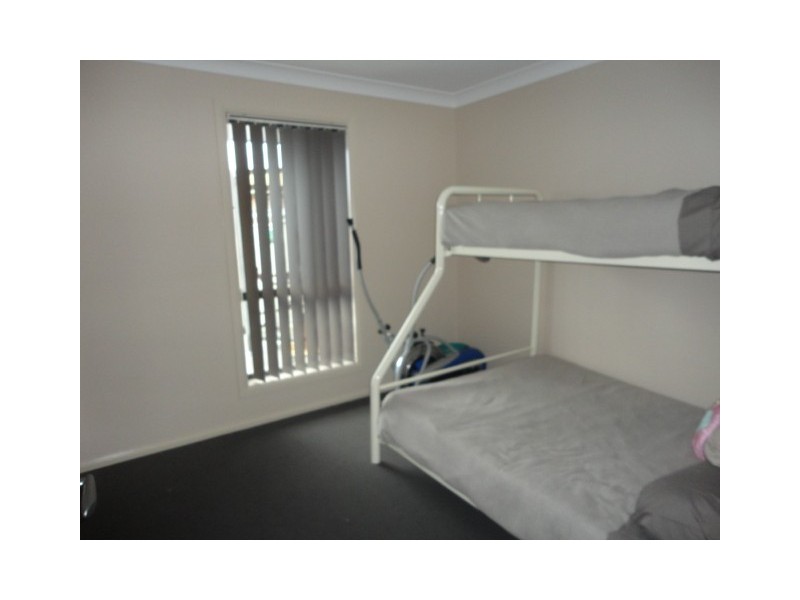 2/11 Cunningham Street, Westdale NSW 2340