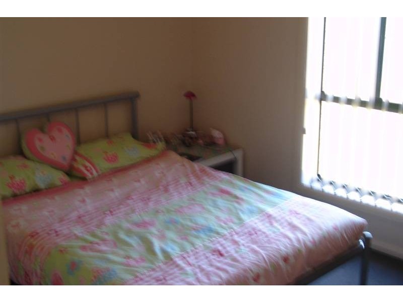 2/11 Cunningham Street, Westdale NSW 2340