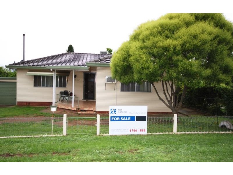 17 Edinburgh Street, Tamworth NSW 2340