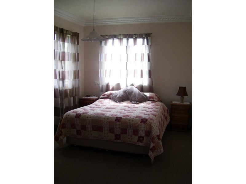 18-20 Nundle Road, Woolomin NSW 2340