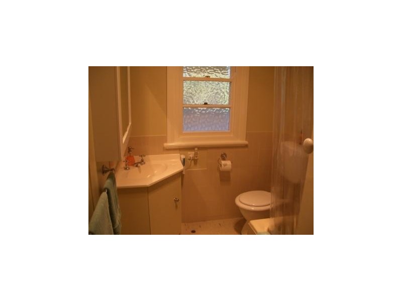 8 Church Street, Tamworth NSW 2340