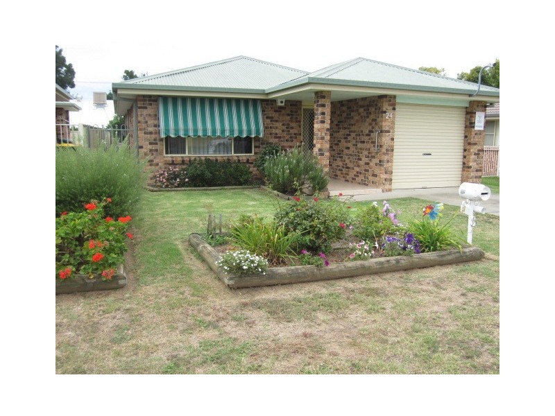 24 Margaret Street, Tamworth NSW 2340