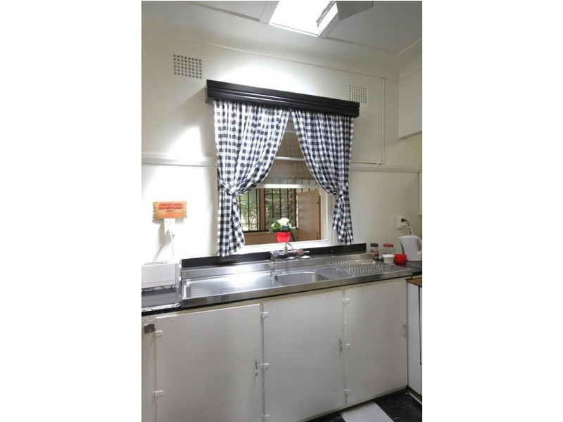 25 Kathleen Street, Tamworth NSW 2340