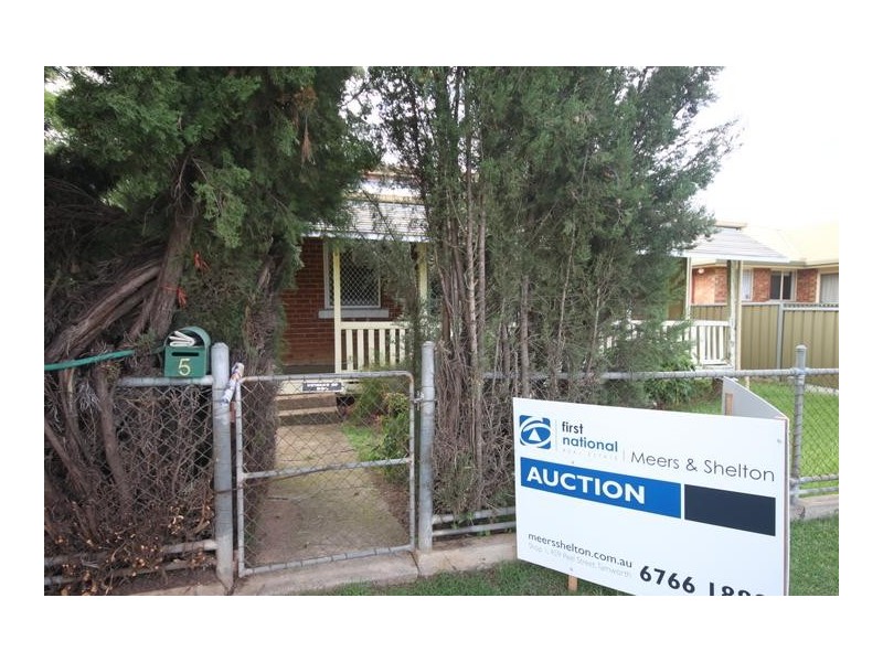 5 Gorman Street, Tamworth NSW 2340