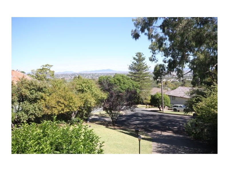 9 Ruthning Avenue, Tamworth NSW 2340