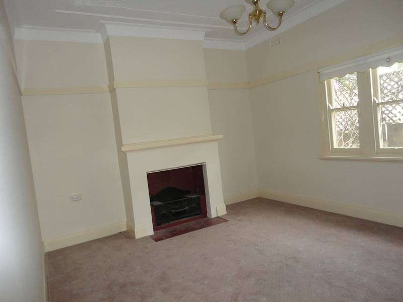56 Roderick Street, Tamworth NSW 2340