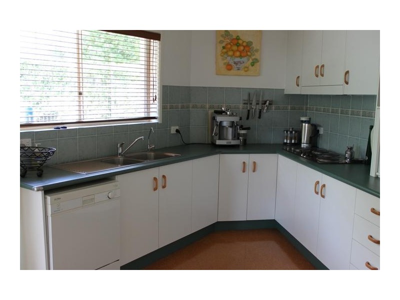 9 Ruthning Ave, Tamworth NSW 2340