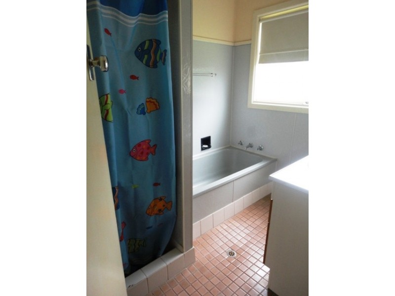 56 Croydon Ave, Tamworth NSW 2340