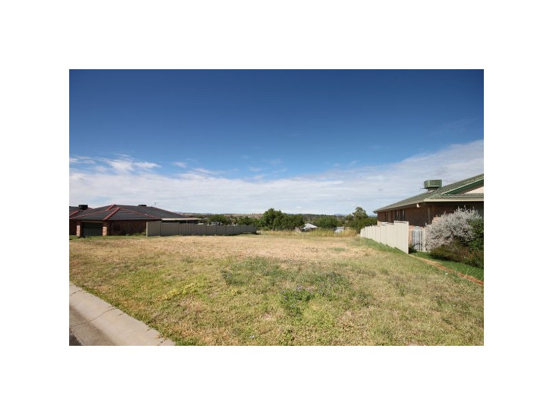 10 Woodside Road, Tamworth NSW 2340