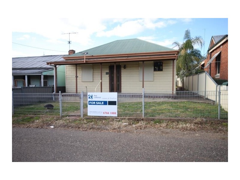 34 Griffin Avenue, Tamworth NSW 2340