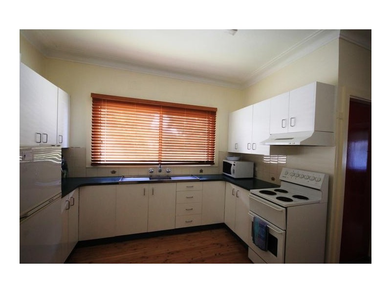 103 Rawson Avenue, Tamworth NSW 2340