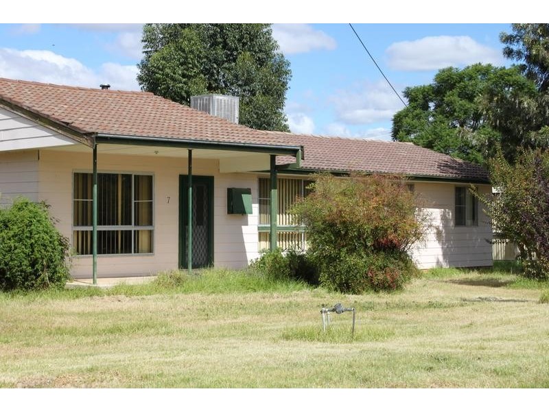 7 Attunga Street, Attunga NSW 2345