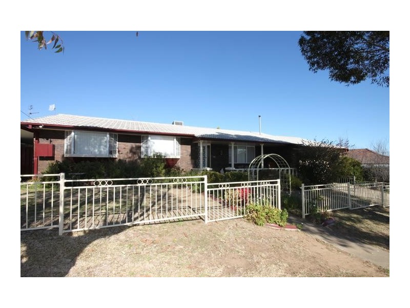 20 Arinya Street, Tamworth NSW 2340