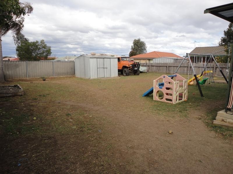 72 Blaxland Way, Tamworth NSW 2340