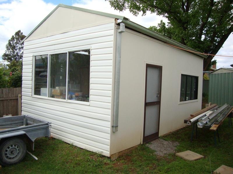 11 Nancy Street, Tamworth NSW 2340