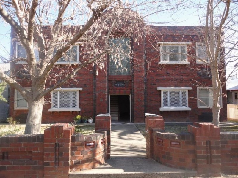 1/79 Upper Street, Tamworth NSW 2340