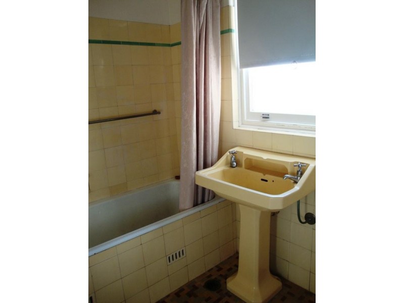 2/74 Fitzroy Street, Tamworth NSW 2340