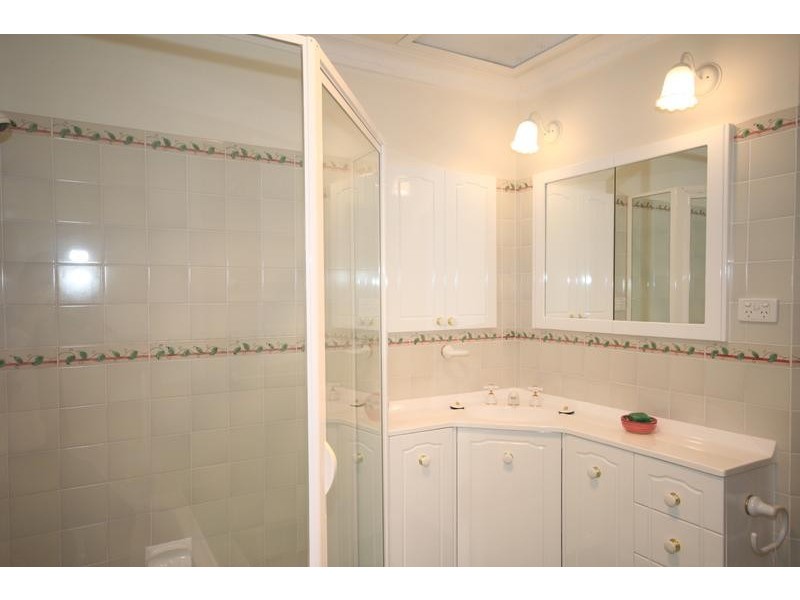 83 Harrier Parade, Tamworth NSW 2340