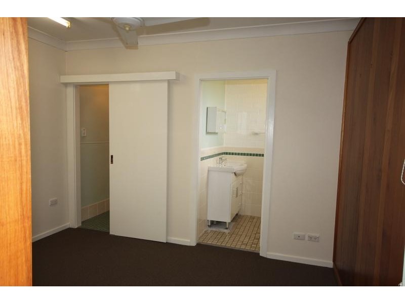 83 Harrier Parade, Tamworth NSW 2340