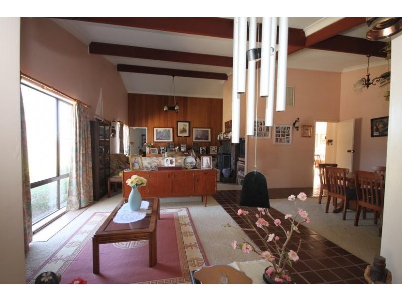 279 Davidsons Lane, Tamworth NSW 2340