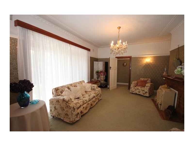 25 Kathleen Street, Tamworth NSW 2340