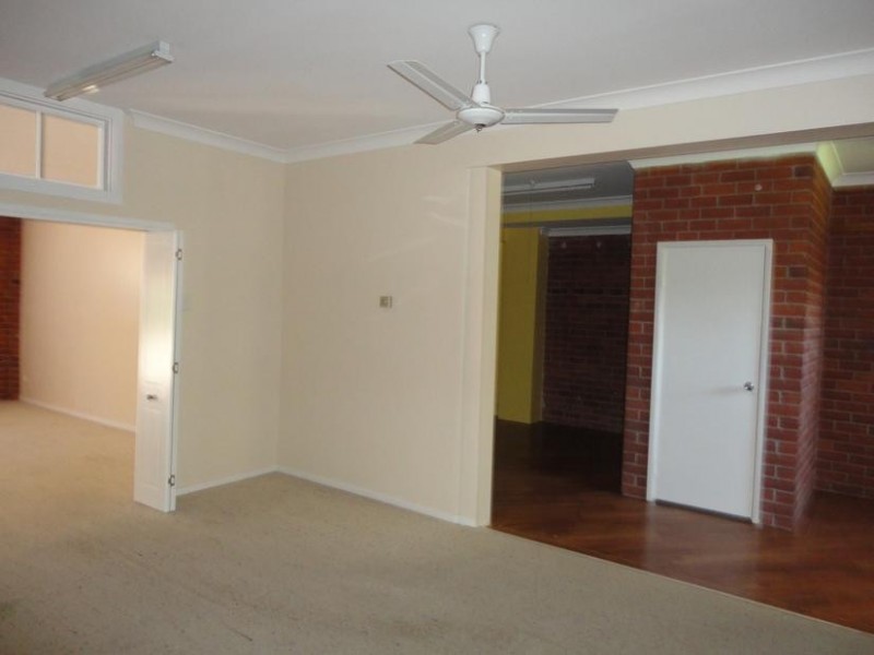 3&4/58 Denman Avenue, Kootingal NSW 2352